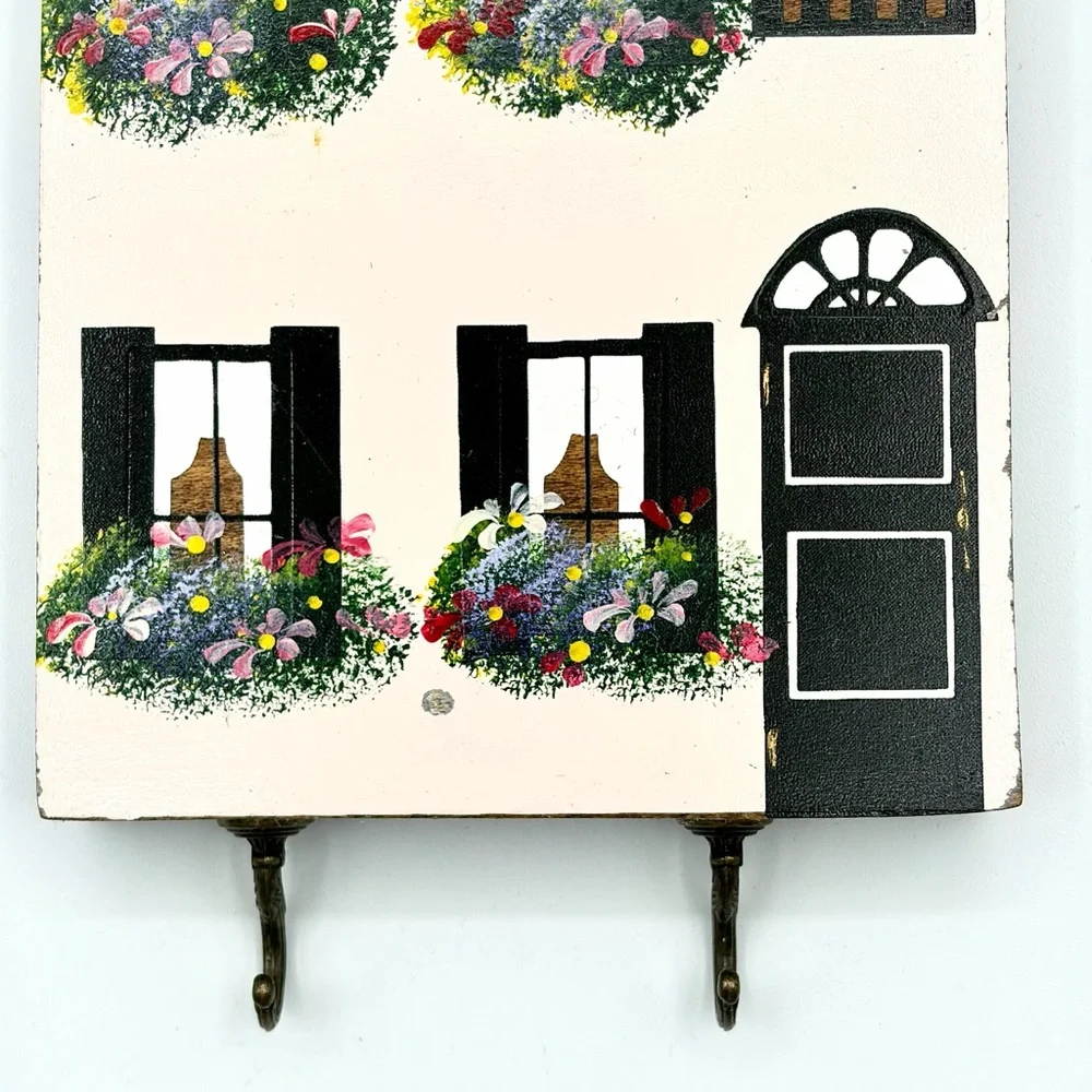 Shelia’s Collectible Painted Townhouse Shaped Key Holder / Wall Hook - Vintage